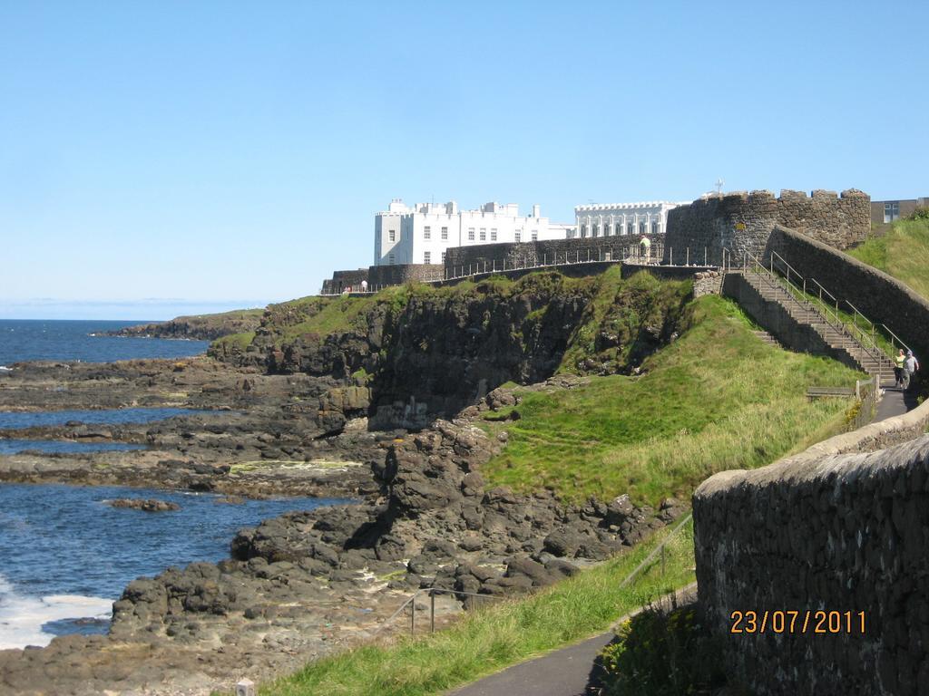 Tranquility Portstewart Villa Luaran gambar
